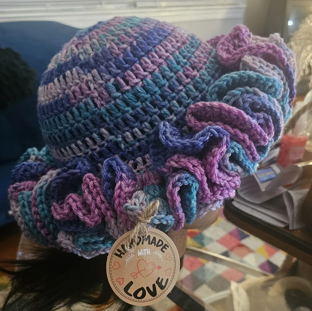 Crochet Ruffle Bucket Hat - Picture 5 of 6